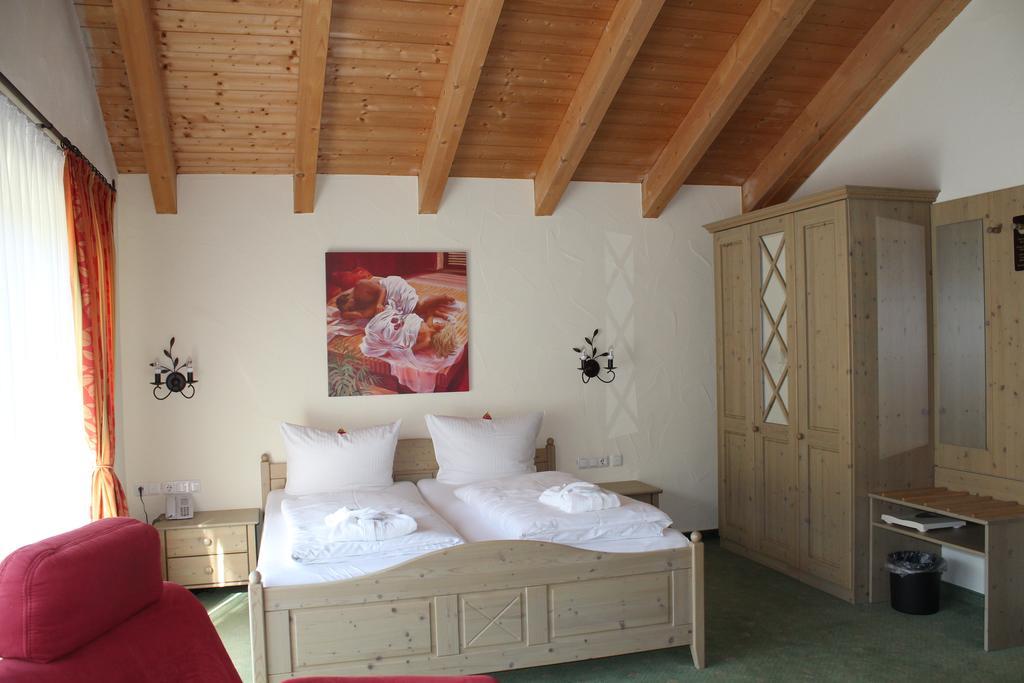 Hubertushof Hotel Garni Oberstaufen Rum bild